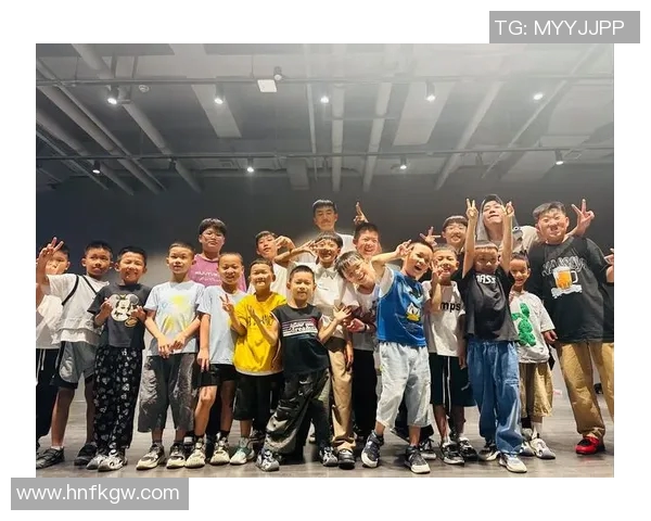 成都街舞队创下新纪录速度排名引领潮流舞蹈新风尚